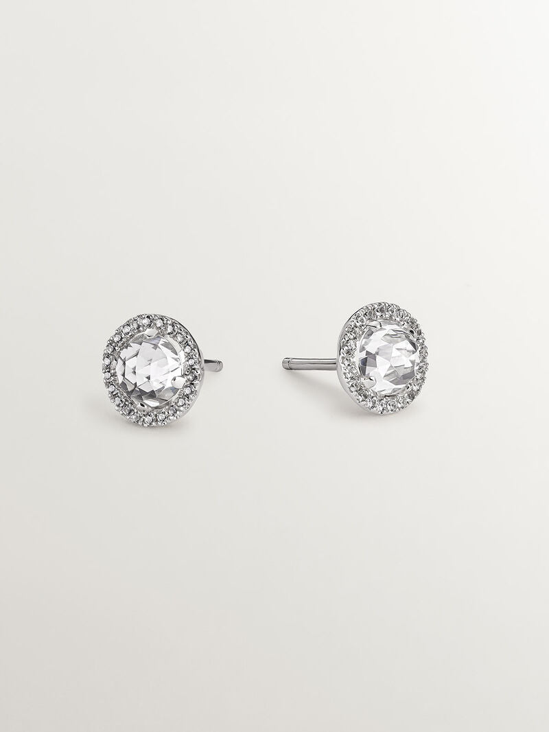 925 silver button earrings with white topaz حلق من الفضة عيار 925 مع توباز