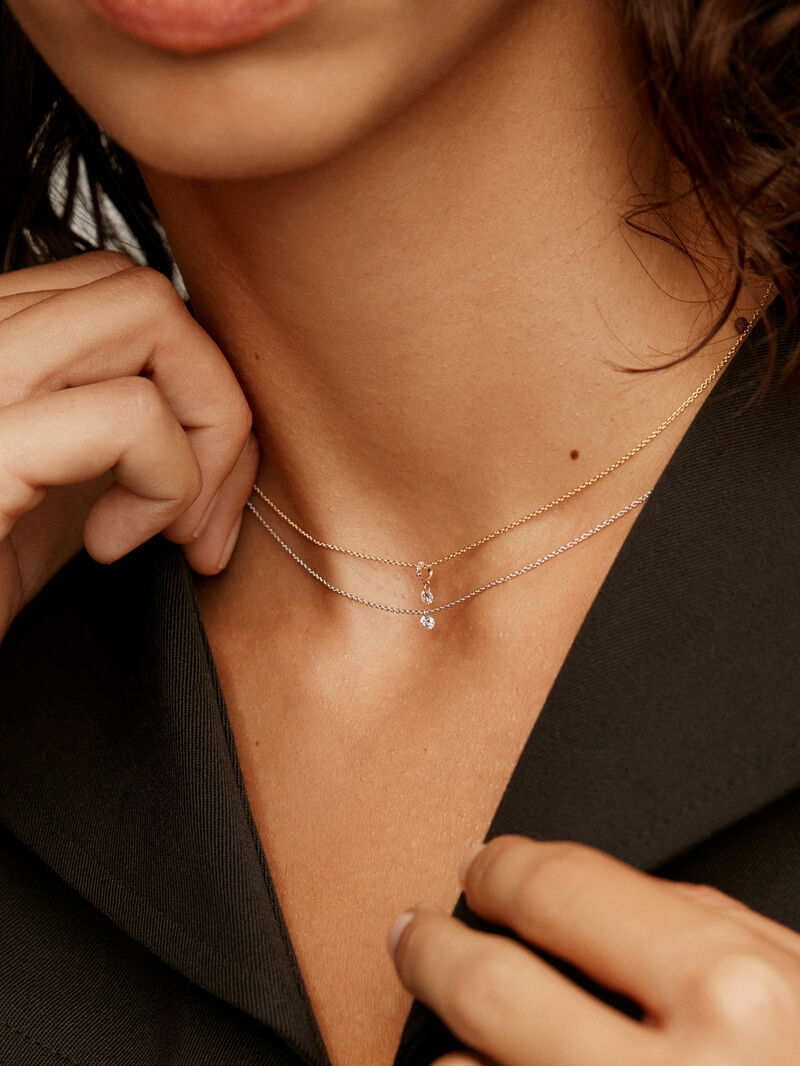 NECKLACE GOLD 18K DIAMOND DYLON قلادة ذهب ابيض عيار ٢١مرصعة بالألماس 0,083