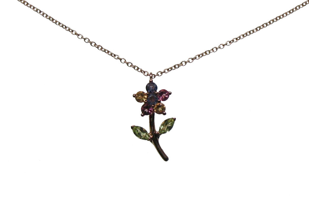 ROSE GOLD SAPPHIRE PENDANT قلادة من الذهب الوردي عيار 18 مع الزفير