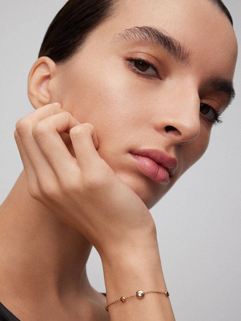 18K rose gold bracelet اسوارة من الذهب الوردي عيار 18