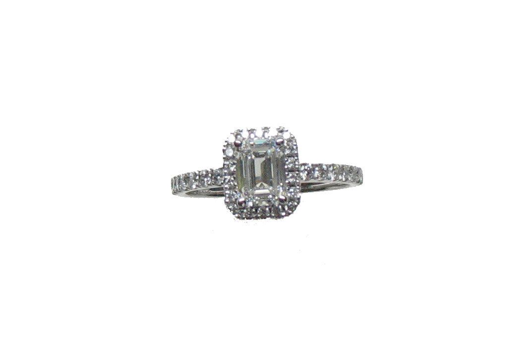 WHITE GOLD DIAMOND RING خاتم ذهب ابيض عيار ١٨مرصع بالألماس 1.00 قيراط