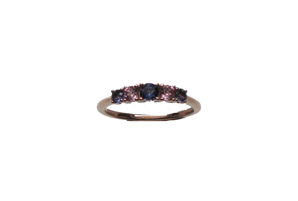 ROSE GOLD SAPPHIRE RING خاتم ذهب ابيض عيار 18 13 / CINQUILLO / ZAFIRO