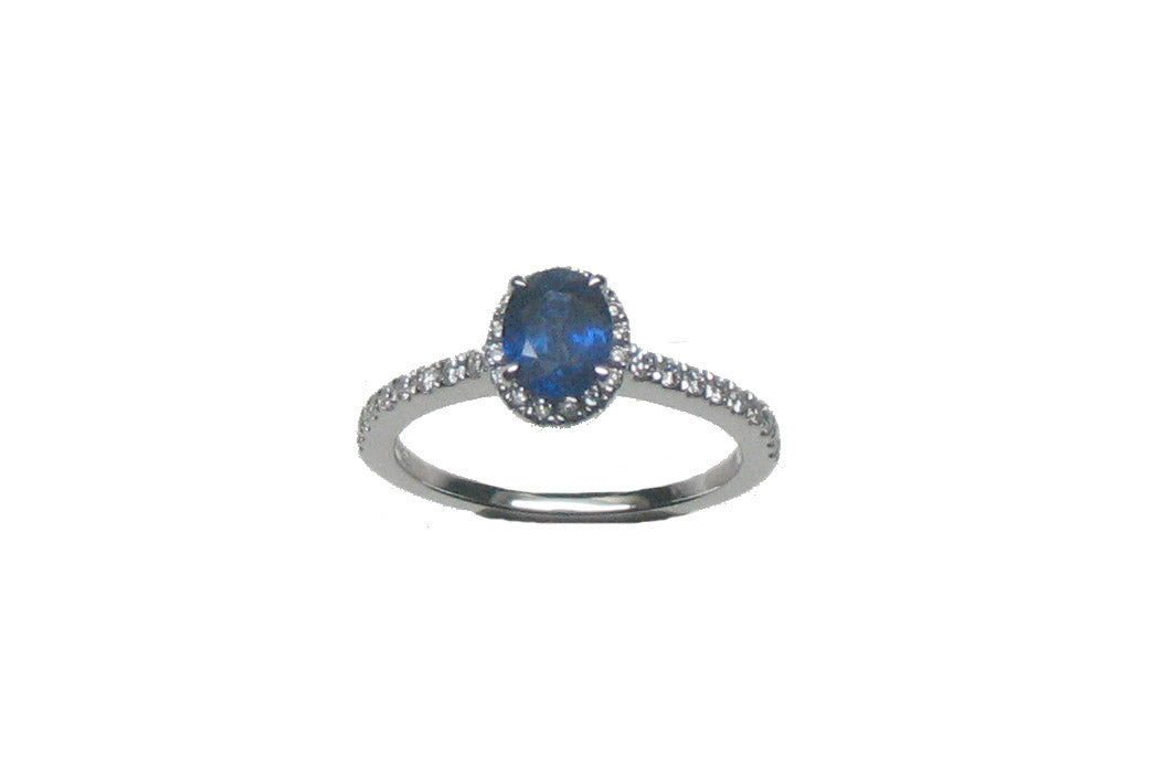 WHITE GOLD RUBY DIAMOND RING خاتم ذهب ابيض عيار 18 مرصع بالألماس 0.55 قيراط وحجر الروبي