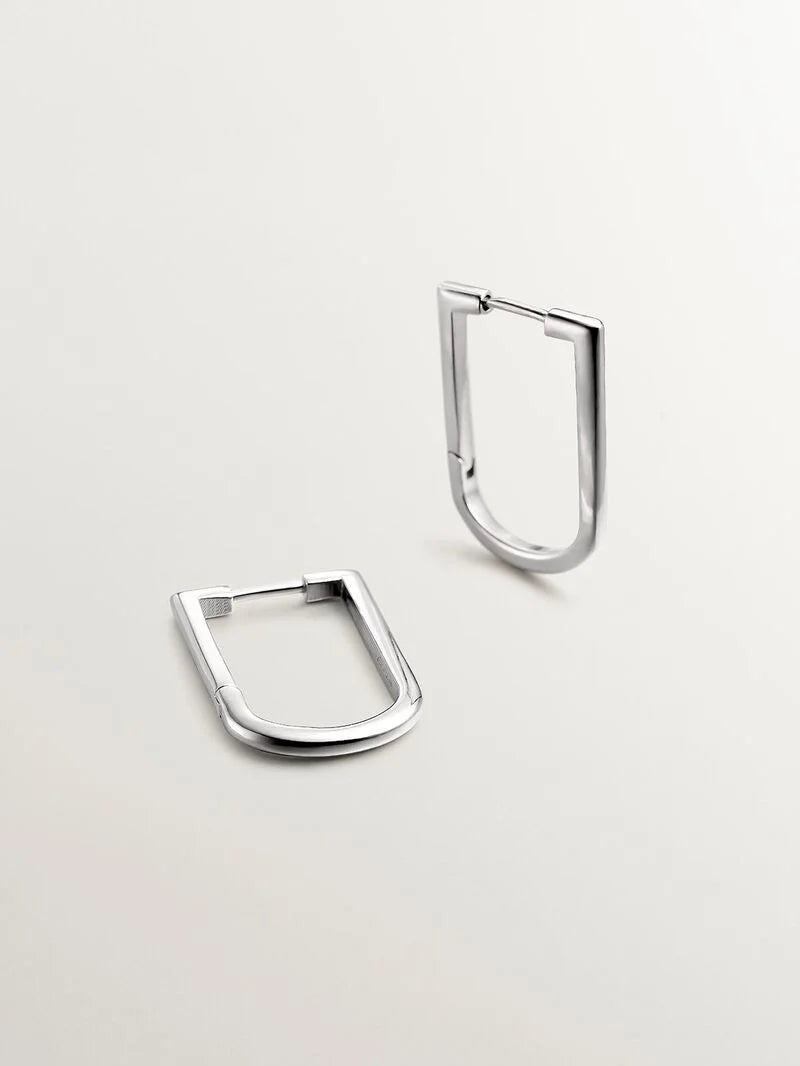 EA-CONNECTOR ROUNDED SQUARE HOOP EARRINGS حلق من الفضة عيار ٩٢٥